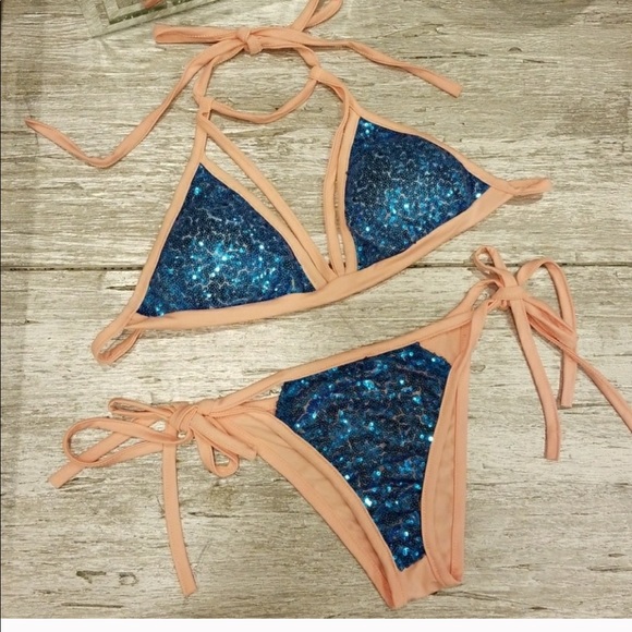 💙Stunning Sequin Bikini💙 NWT - Size M - Picture 2 of 3